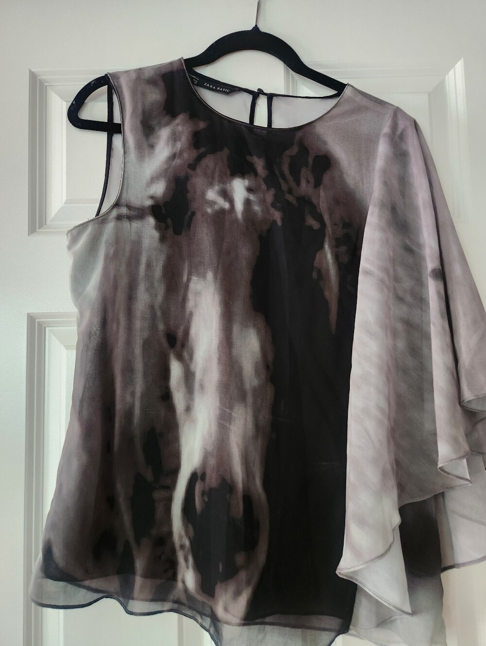 Zara Black & Gray Watercolor One-Shoulder Tunic, Size Medium